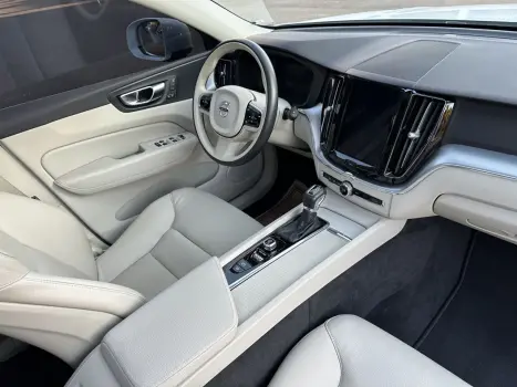 VOLVO XC60 2.0 4P T5 MOMENTUM TURBO AUTOMTICO, Foto 9