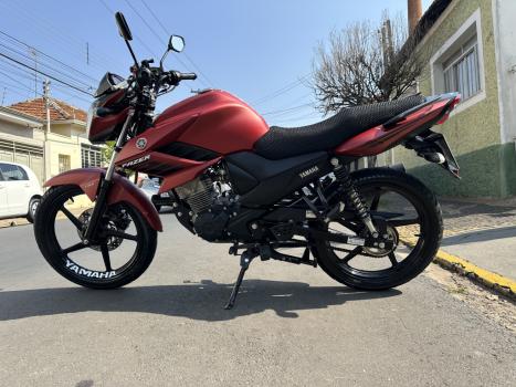 YAMAHA Fazer YS 150 SED, Foto 2