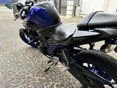 YAMAHA MT-03 300 ABS, Foto 9