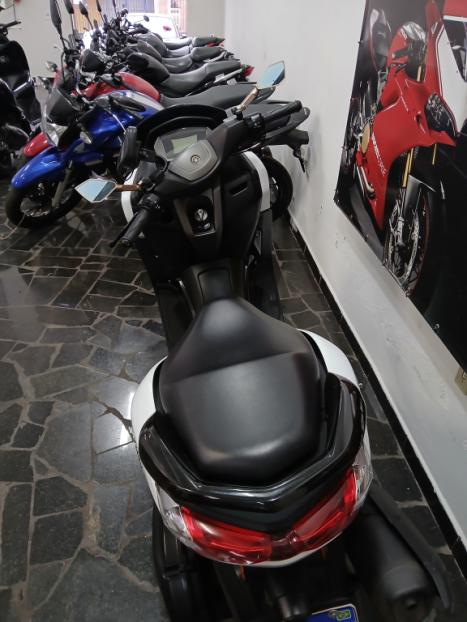 YAMAHA NMax 160 ABS, Foto 4