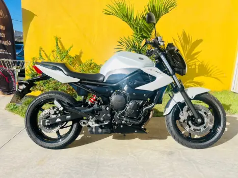 YAMAHA XJ6 600 F, Foto 9