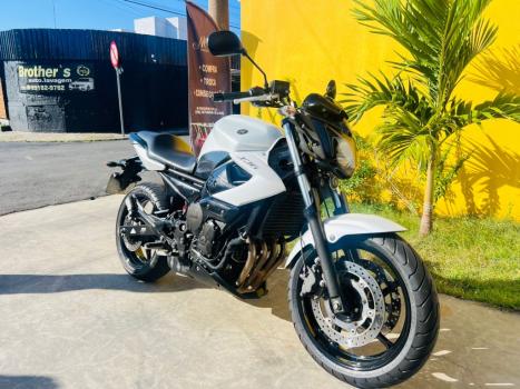 YAMAHA XJ6 600 SP, Foto 8