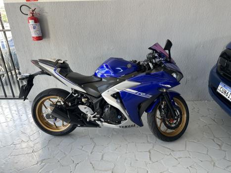 YAMAHA YZF R3 320 ABS, Foto 1