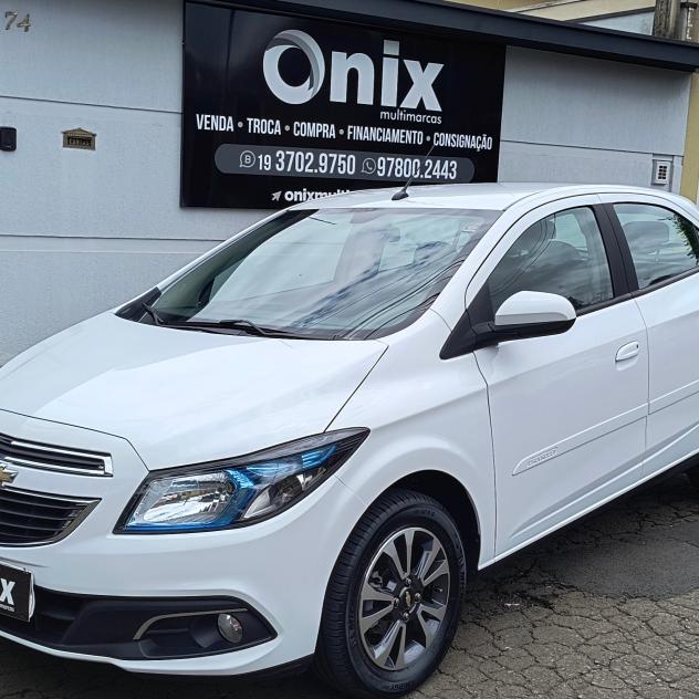 Comprar Hatch Chevrolet Onix Hatch 1.4 4P Flex Ltz Automático Branco ...