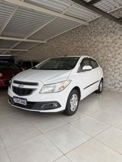 CHEVROLET Onix Hatch 1.0 4P FLEX LT