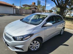 CHEVROLET Onix Hatch 1.0 4P FLEX LT