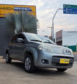 FIAT Uno 1.0 4P FLEX EVO VIVACE CELEBRATION