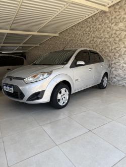 FORD Fiesta Sedan 1.6 4P CLASS FLEX FORD Fiesta Sedan 1.6 4P CLASS FLEX