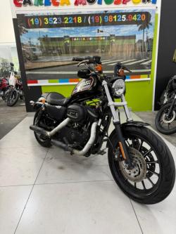 HARLEY DAVIDSON Sportster XL 883 R