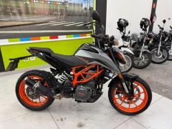 KTM 390 Duke 