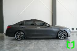 MERCEDES-BENZ C 300 2.0 16V 4P EQ BOOST TURBO H�BRIDO AMG LINE 9G-TRONIC AUTOM�TICO