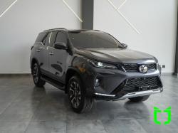 TOYOTA Hilux SW4 2.8 16V 4P SRX PLATINUM 4X4 7 LUGARES TURBO DIESEL AUTOM�TICO