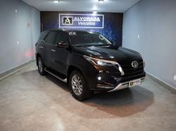 TOYOTA Hilux SW4 2.8 4P SRX 4X4 TURBO DIESEL AUTOM�TICO