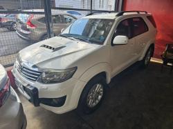 TOYOTA Hilux SW4 3.0 16V 4P SRV 4X4 TURBO DIESEL AUTOM�TICO