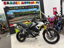 TRIUMPH Tiger 900 