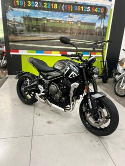 TRIUMPH Trident 660 