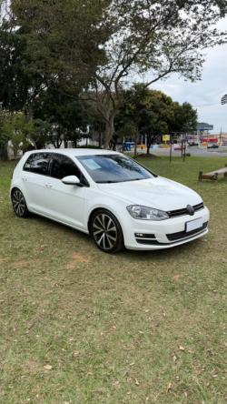 VOLKSWAGEN Golf 1.0 12V 4P TSI COMFORTLINE FLEX