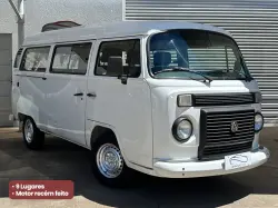 VOLKSWAGEN Kombi 1.4 FLEX STD 9 LUGARES