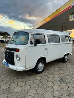 VOLKSWAGEN Kombi 1.4 FLEX STD LOTA��O 12 LUGARES