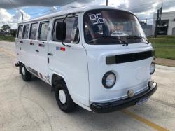 VOLKSWAGEN Kombi 1.6 STD 9 LUGARES