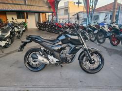 YAMAHA FZ 15 Fazer ABS