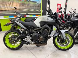 YAMAHA MT-09 850 