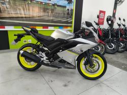 YAMAHA YZF R15 150 