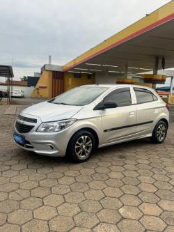 CHEVROLET Onix Hatch 1.0 4P FLEX JOY