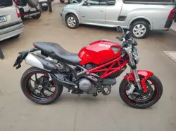 DUCATI Monster 796 ABS