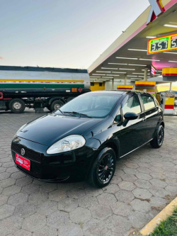 FIAT Punto 1.4 4P ATTRACTIVE FLEX