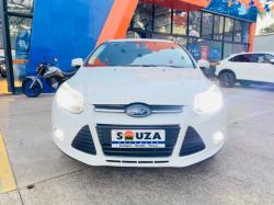 FORD Focus Hatch 2.0 16V 4P GHIA FLEX
