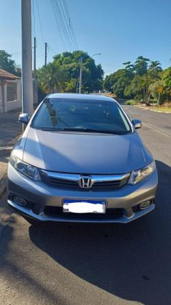 HONDA Civic 1.8 16V 4P LXS