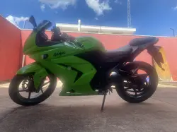 KAWASAKI Ninja 250 R