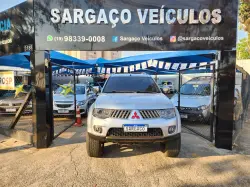 MITSUBISHI Pajero Dakar 3.2 16V 4P HPE S 4X4 TURBO DIESEL INTECOOLER 7 LUGARES AUTOMTICO