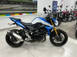 SUZUKI GSR 750 ZA