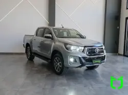 TOYOTA Hilux Caminhonete 2.7 16V 4P SRV FLEX CABINE DUPLA AUTOMTICO