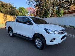 TOYOTA Hilux Caminhonete 2.8 16V 4P SR 4X4 DIESEL CABINE DUPLA AUTOMTICO