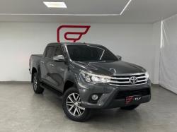 TOYOTA Hilux Caminhonete 2.8 16V SRX 4X4 DIESEL CABINE DUPLA AUTOMTICO