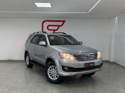 TOYOTA Hilux SW4 2.7 16V 4P SR AUTOMTICO
