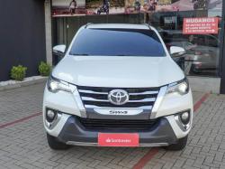 TOYOTA Hilux SW4 2.8 4P SRX 4X4 TURBO DIESEL AUTOMTICO