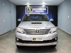 TOYOTA Hilux SW4 3.0 16V 4P SRV 4X4 7 LUGARES TURBO DIESEL AUTOMTICO