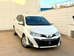 TOYOTA Yaris Hatch 1.3 16V 4P FLEX XL MULTIDRIVE AUTOMTICO CVT