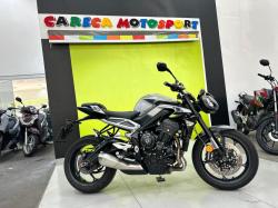 TRIUMPH Street Triple 765 R