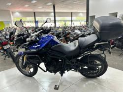 TRIUMPH Tiger 800 