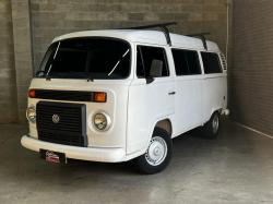 VOLKSWAGEN Kombi 1.4 FLEX STD 9 LUGARES