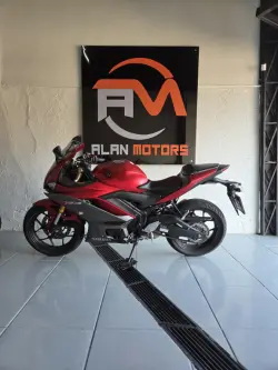 YAMAHA YZF R3 300 ABS
