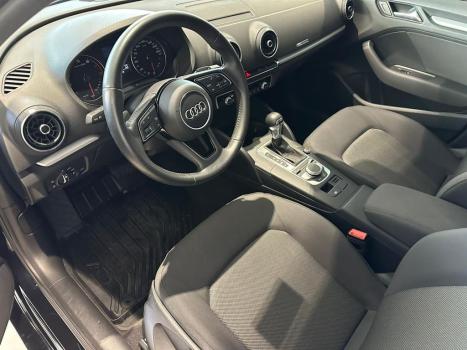 AUDI A3 Sedan 1.4 16V 4P TFSI FLEX AMBIENTE AUTOMÁTICO, Foto 6 AUDI A3 Sedan 1.4 16V 4P TFSI FLEX AMBIENTE AUTOMÁTICO, Foto 6