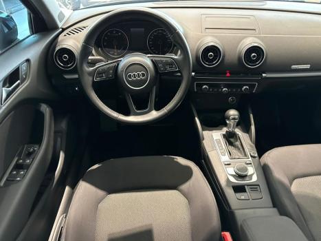 AUDI A3 Sedan 1.4 16V 4P TFSI FLEX AMBIENTE AUTOMÁTICO, Foto 7 AUDI A3 Sedan 1.4 16V 4P TFSI FLEX AMBIENTE AUTOMÁTICO, Foto 7