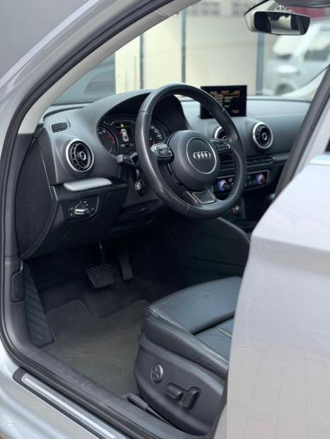 AUDI A3 Sedan 2.0 16V 4P TFSI AMBITION S-TRONIC AUTOM�TICO, Foto 13