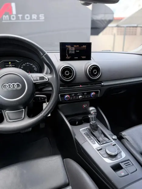 AUDI A3 Sedan 2.0 16V 4P TFSI AMBITION S-TRONIC AUTOM�TICO, Foto 22